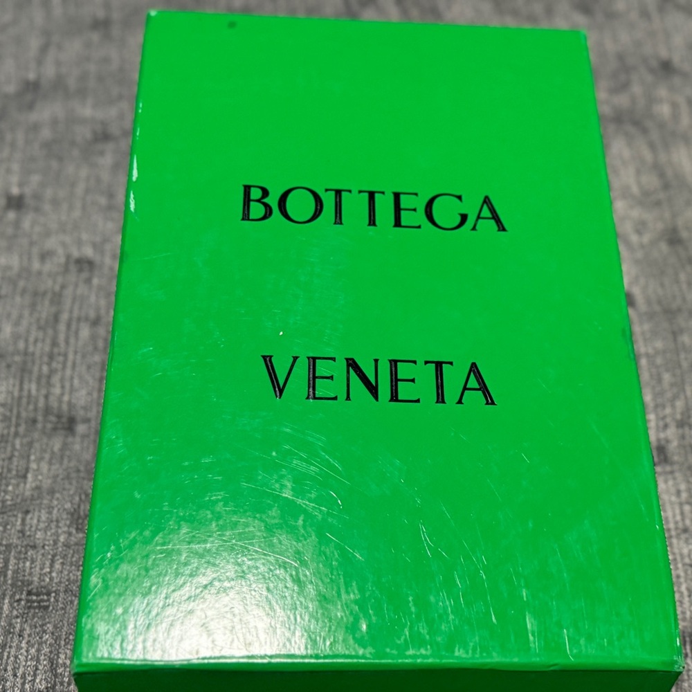 Bottega metallic sandals size 7.5 brand new never worn - Picture 14 of 14